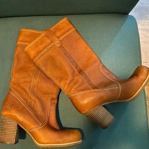 Women’s boots